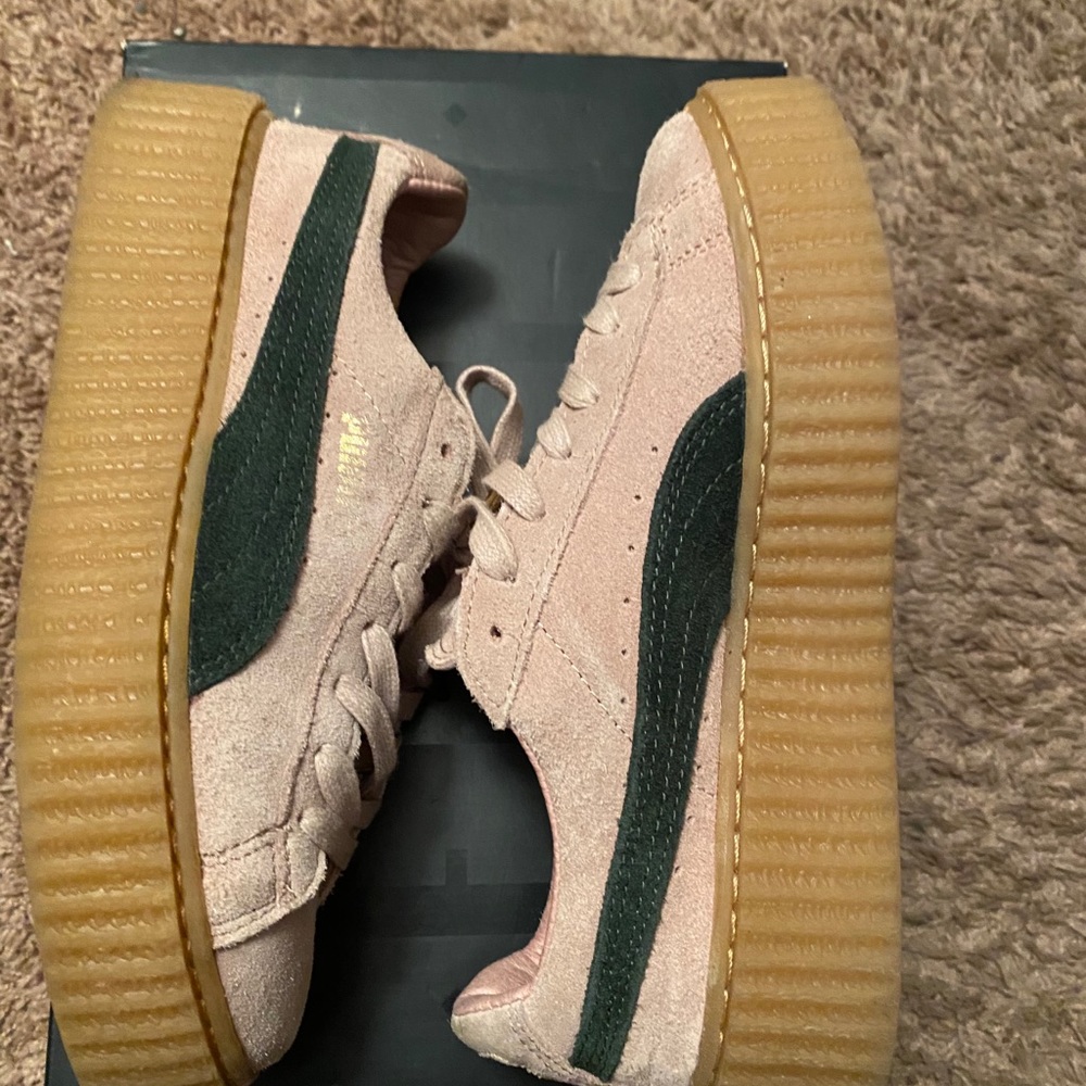Puma Women’s x Rihanna Suede Creepers in Pink